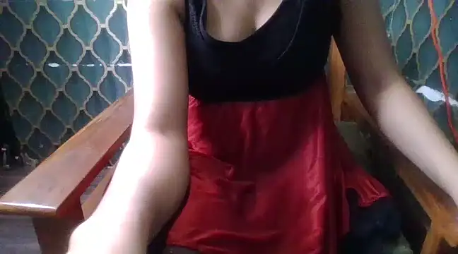 Stripchat cam girl Sexyy-doll