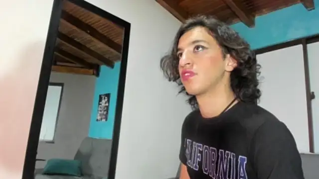 Stripchat cam girl queenye_