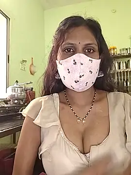 Stripchat cam girl Saniyacpldesi