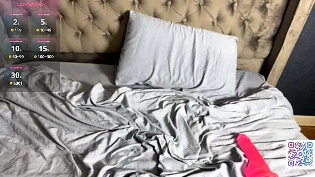 Stripchat cam girl Poppy_xo69