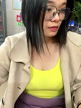 Stripchat cam girl Bella0815