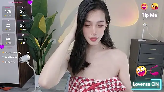 Stripchat cam girl Suelo_