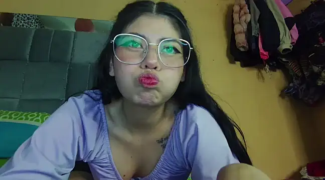 Stripchat cam girl brenda_garzon