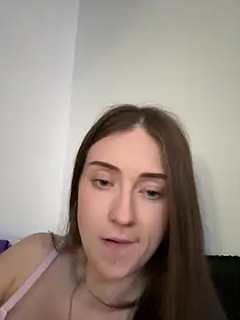 Stripchat cam girl karlaluuvv