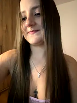 Stripchat cam girl Megan_lux2