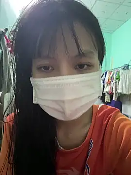 Stripchat cam girl KemmDau