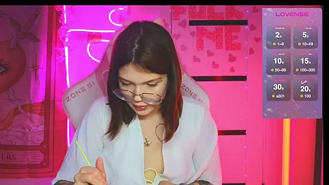 Stripchat cam girl KimiPossiblee