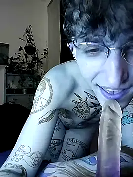 Stripchat cam girl Kinky91