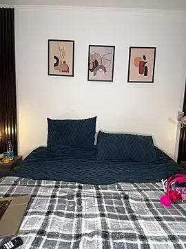 Stripchat cam girl RealNaughtySara