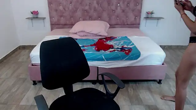 Stripchat cam girl shantal_Jones01