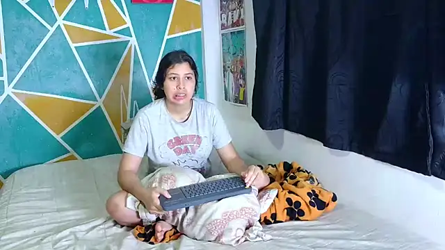 Stripchat cam girl sol_sexy18