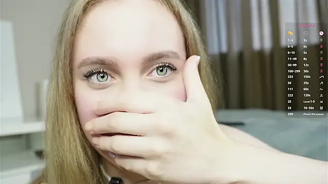 Stripchat cam girl MarenRawicki