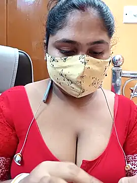 Stripchat cam girl Sophiaboudi