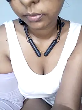 Stripchat cam girl sexy-Ashu