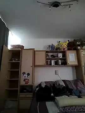 Stripchat cam girl Laura_Ati