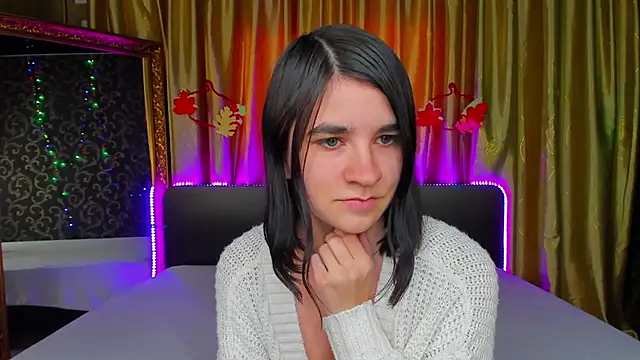 Stripchat cam girl _Polly_Love_