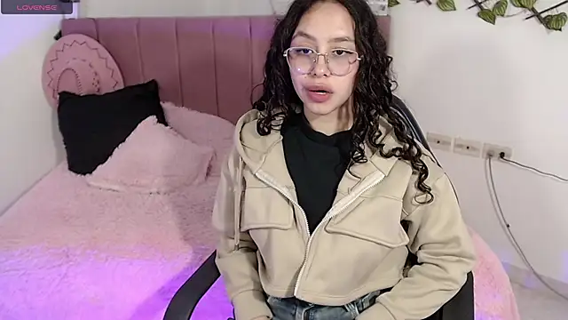 Stripchat cam girl amaris_ferrer
