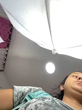 Stripchat cam girl latin_girls_69_