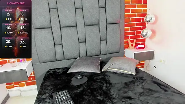 Stripchat cam girl appolo_jay