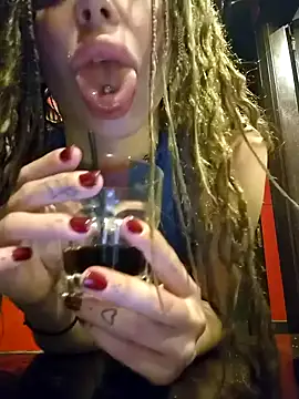 Stripchat cam girl Miss_Toxic