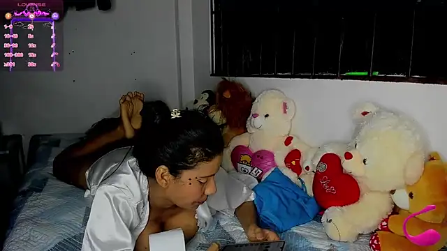 Stripchat cam girl Nenita_Hot_