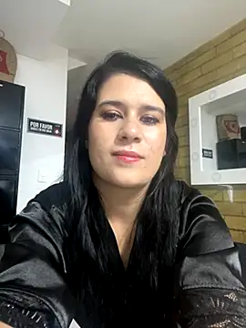 Stripchat cam girl melany_rose18