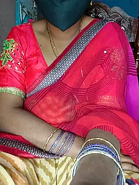 Stripchat cam girl SindhuHappy