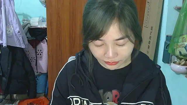 Stripchat cam girl Uhem112