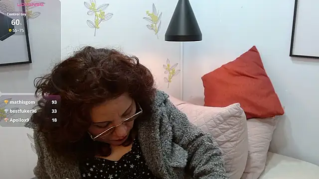 Stripchat cam girl Rosalie_Durand
