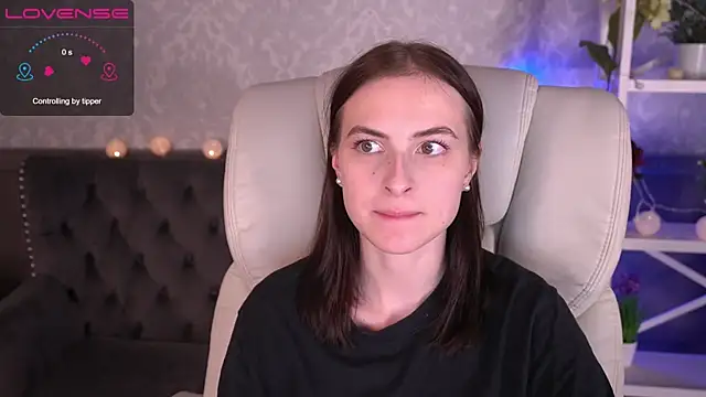 Stripchat cam girl LunaaDreamsss