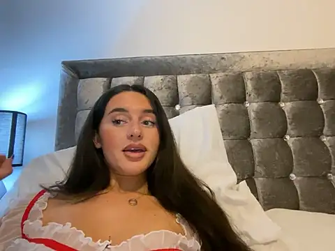 Stripchat cam girl AylaSummer