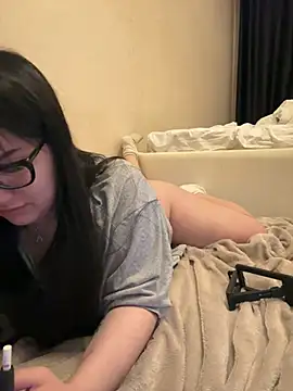 Stripchat cam girl Pupa_EVA