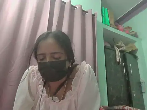 Stripchat cam girl kannada_Nisha