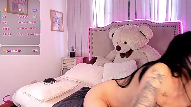 Stripchat cam girl Little__Linda