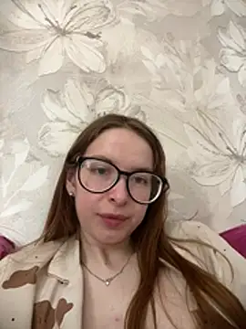 Stripchat cam girl MalliSun