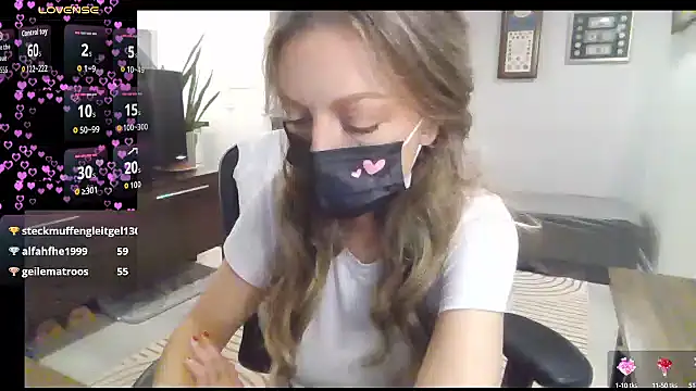 Stripchat cam girl Magical_Milf_MelissaXX