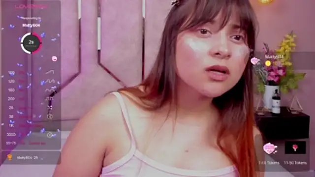 Stripchat cam girl Nicolle-Bunny