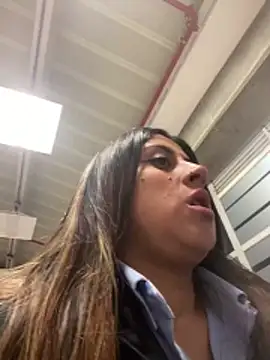 Stripchat cam girl kitty_lendon