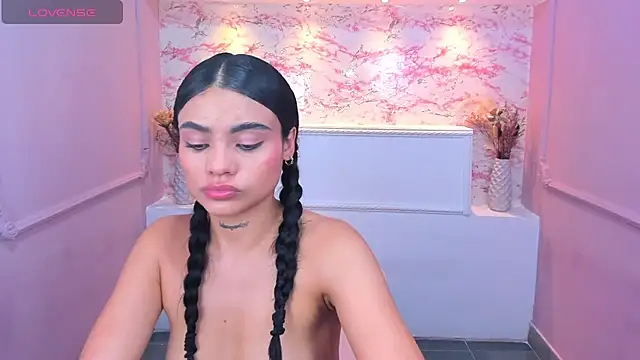 Stripchat cam girl AuroraSoto