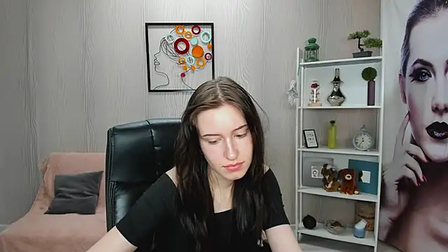 Stripchat cam girl KatiaHussain