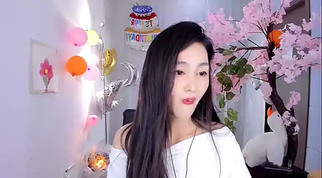 Stripchat cam girl hanhan0124