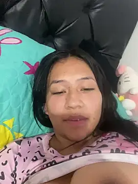 Stripchat cam girl kitty_jets