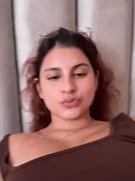 Stripchat cam girl Luu_Princess