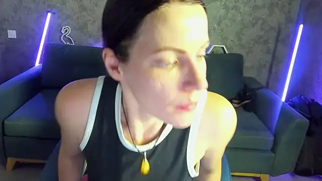 Stripchat cam girl SofieMoons