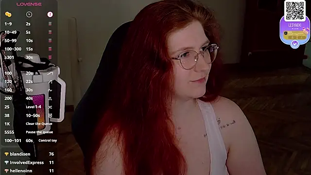 Stripchat cam girl LesyaOxi