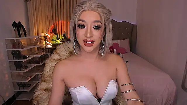Stripchat cam girl GoddessTransContessa