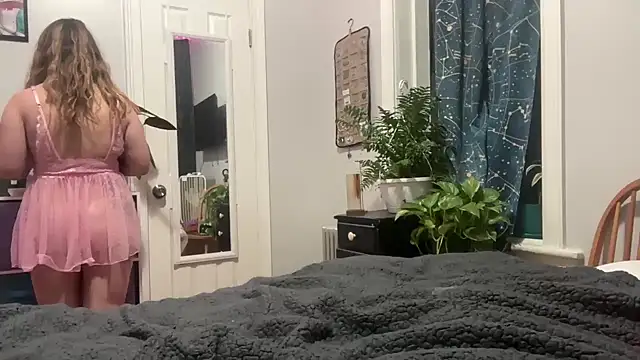 Stripchat cam girl peachesrae