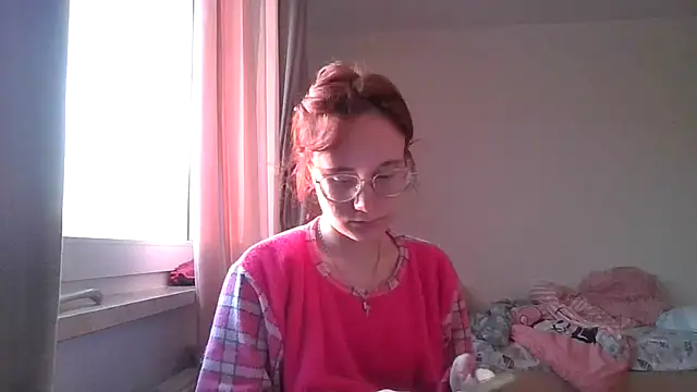 Stripchat cam girl LuckySLove