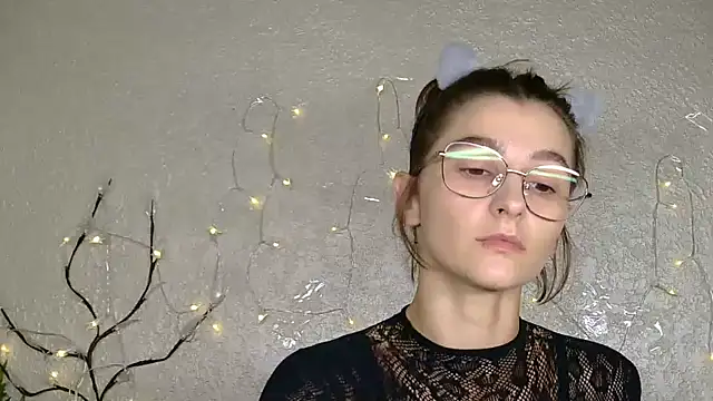 Stripchat cam girl luna_Gharming