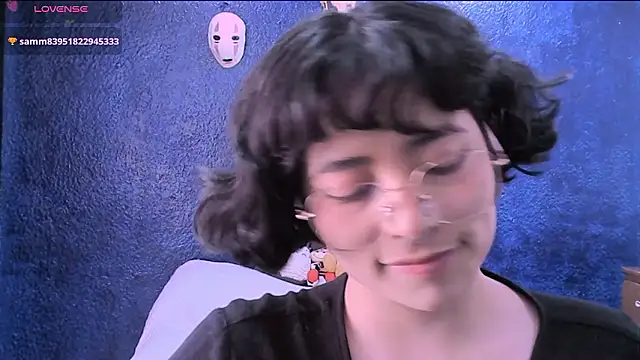 Stripchat cam girl NinaYellow